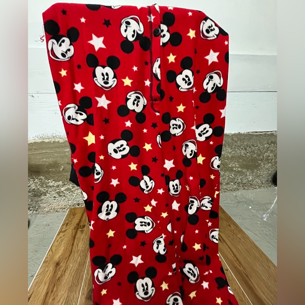 Disney Mickey Mouse Onesie / Large 11/13 Adult Women’s winter cozy ferry pajamas - Picture 4 of 6